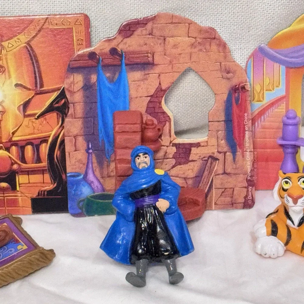 VTG 90s Lot of Aladdin King of Thieves McDonalds Toys Jasmine Mattel Cake Topper